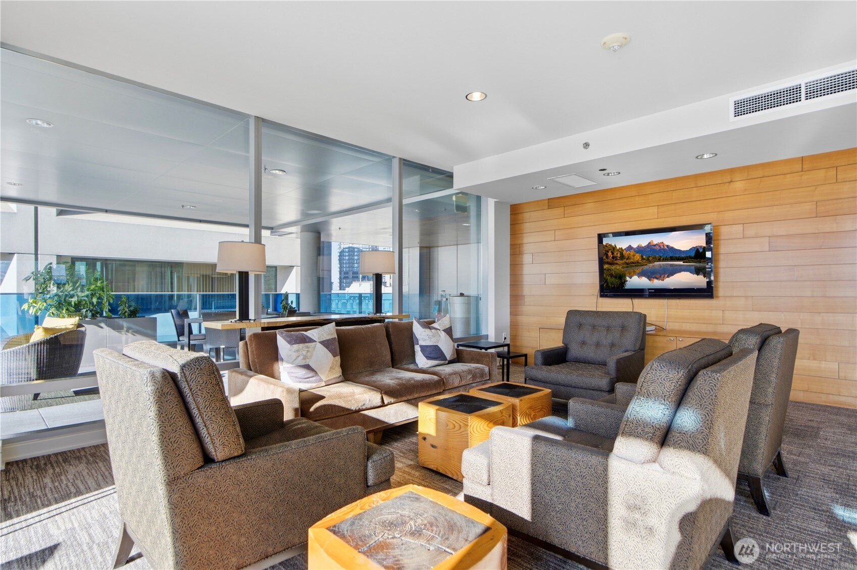 737 olive Way #2906, Seattle, WA 98101