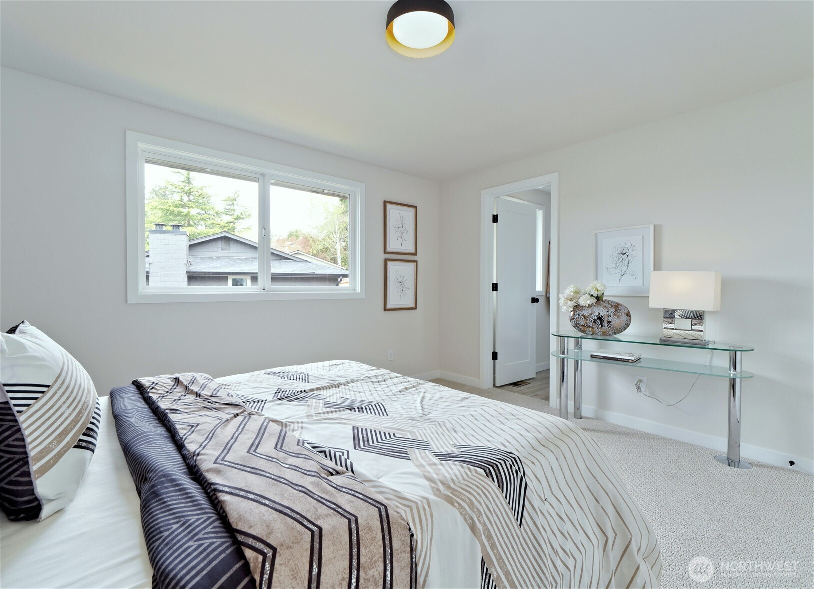 12802 NE 142nd Street , Kirkland, WA 98034