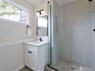 12802 NE 142nd Street , Kirkland, WA 98034 - Photo 17