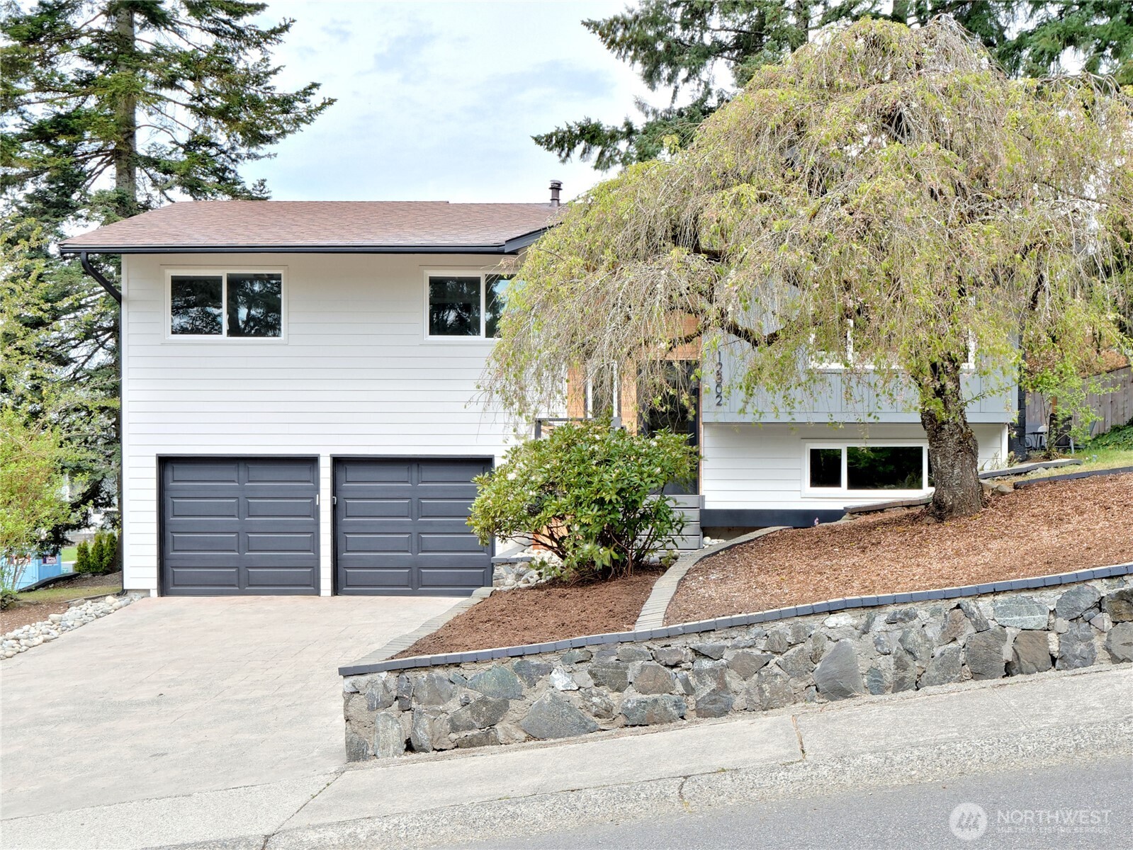 12802 NE 142nd Street , Kirkland, WA 98034