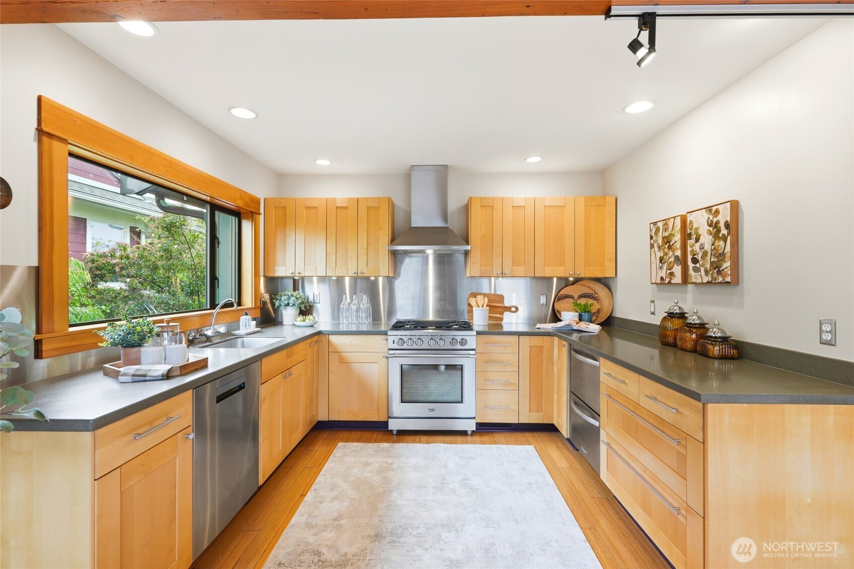5919 46th Avenue SW, Seattle, WA 98136