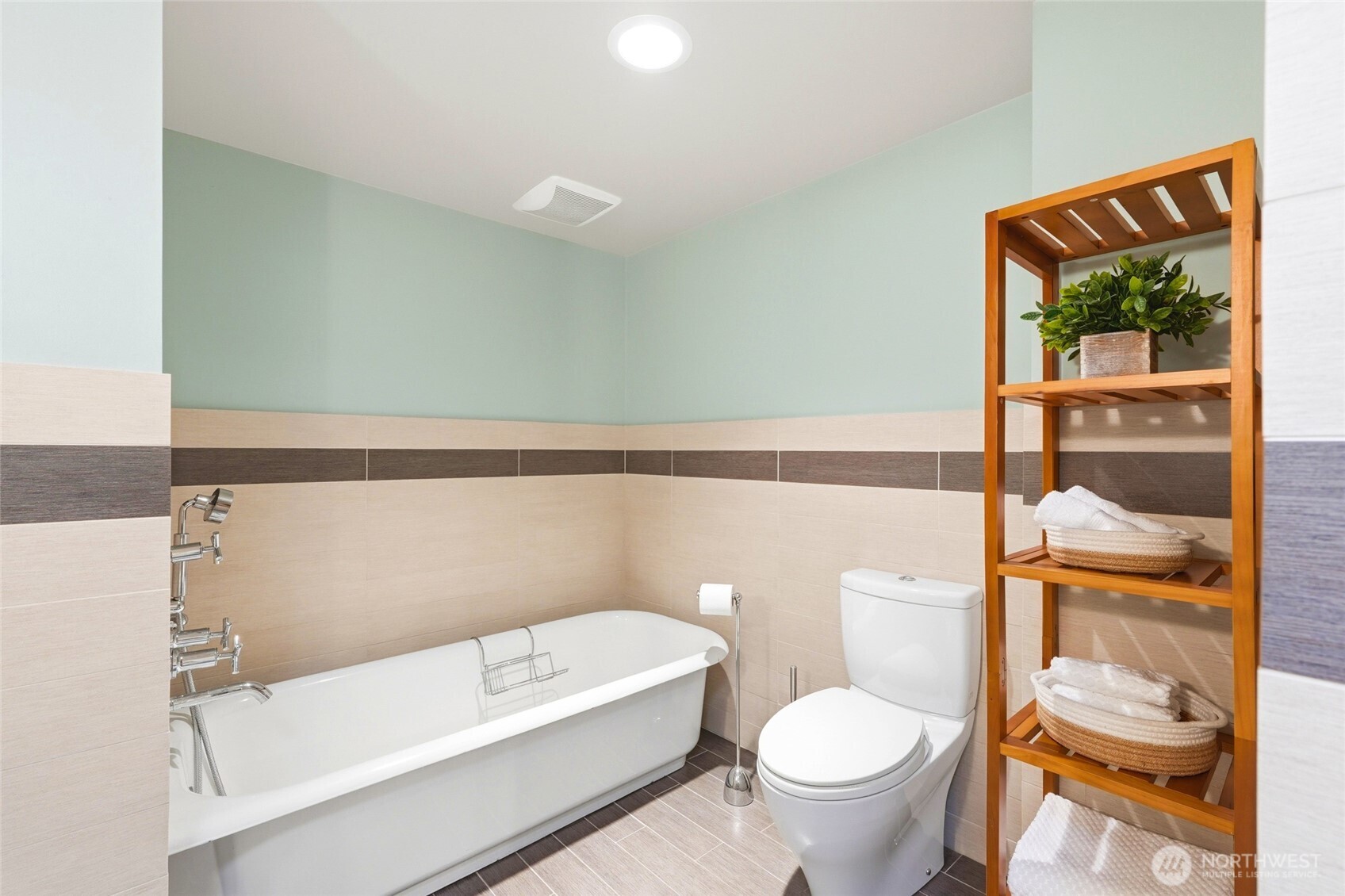 5919 46th Avenue SW, Seattle, WA 98136