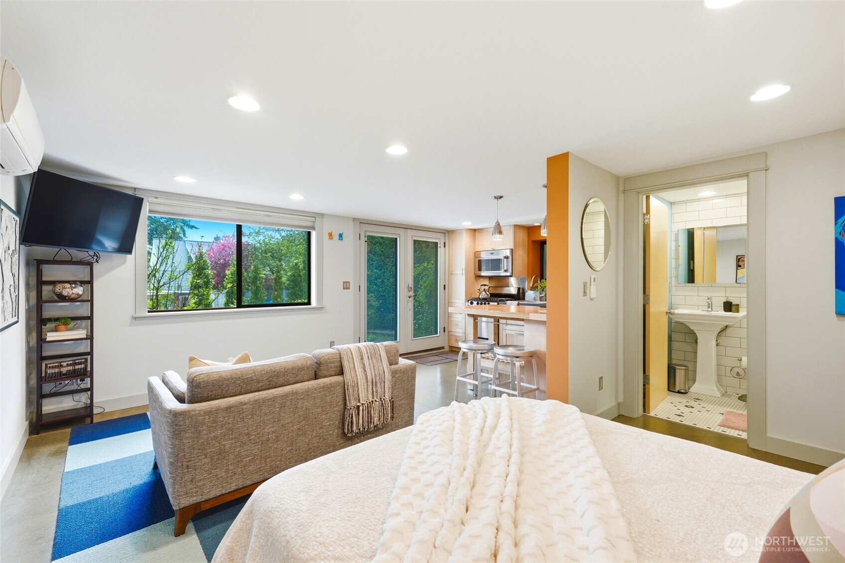 5919 46th Avenue SW, Seattle, WA 98136