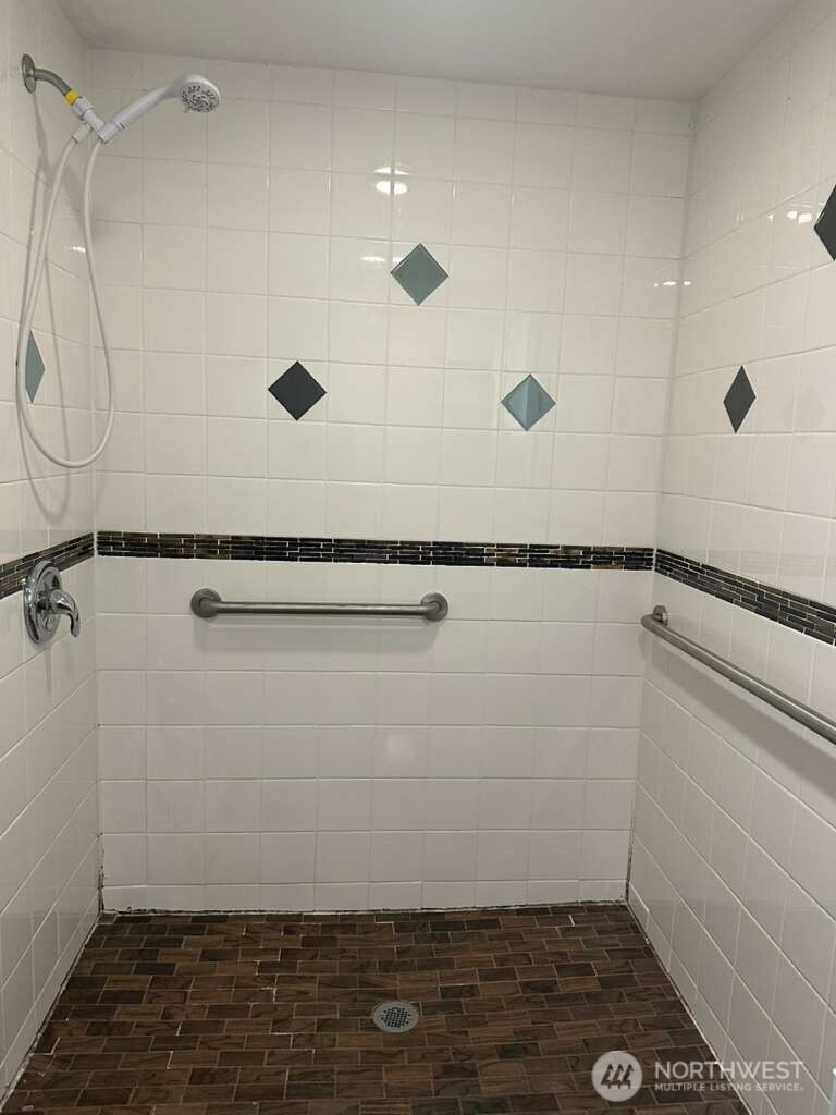 12501 SE 203 Place SE, Kent, WA 98031