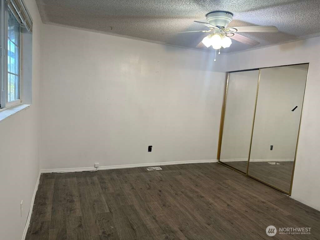 12501 SE 203 Place SE, Kent, WA 98031