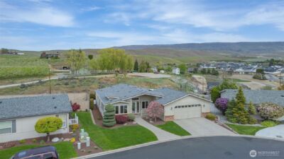 586 Canyon Drive #70, East Wenatchee, WA 98802 - Photo 2