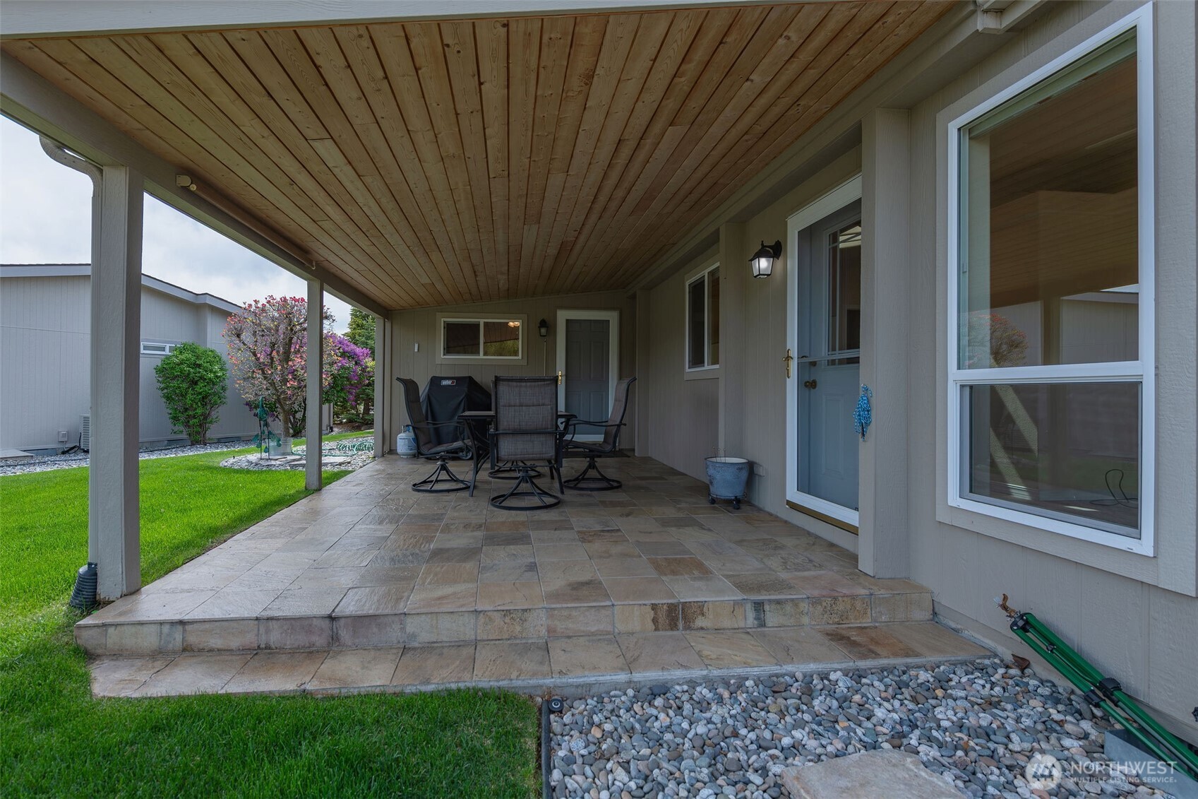 586 Canyon Drive #70, East Wenatchee, WA 98802