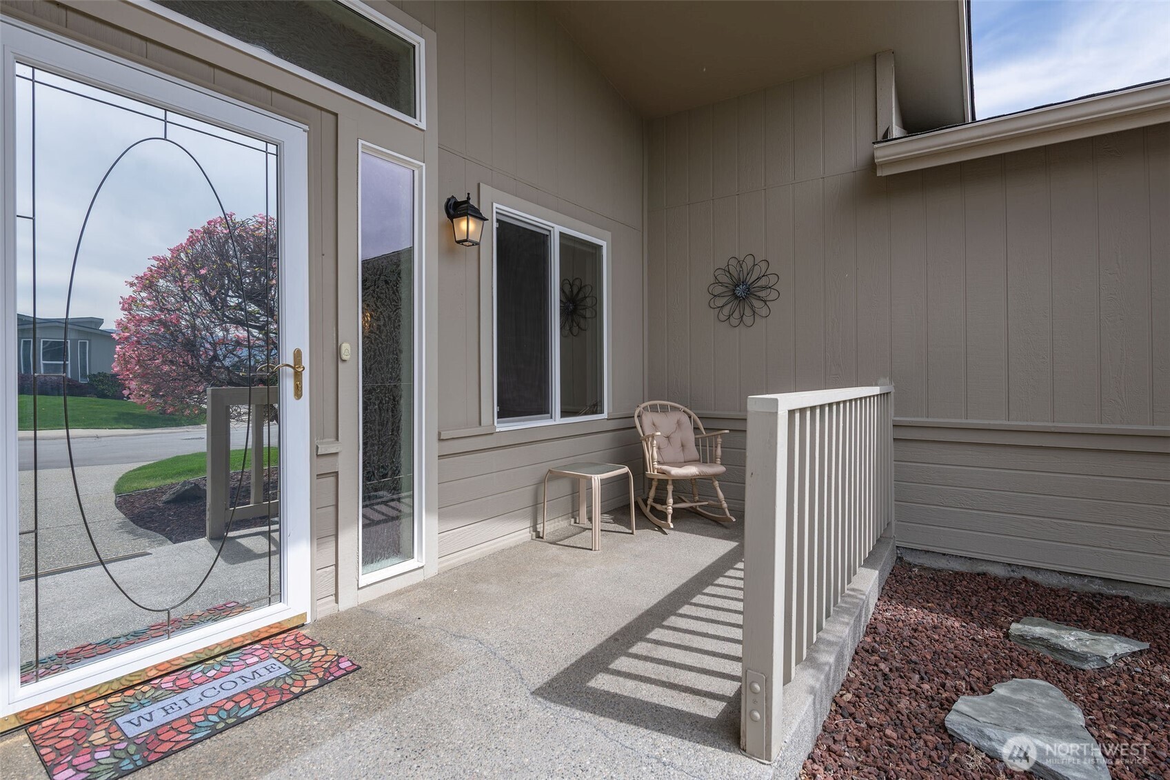 586 Canyon Drive #70, East Wenatchee, WA 98802