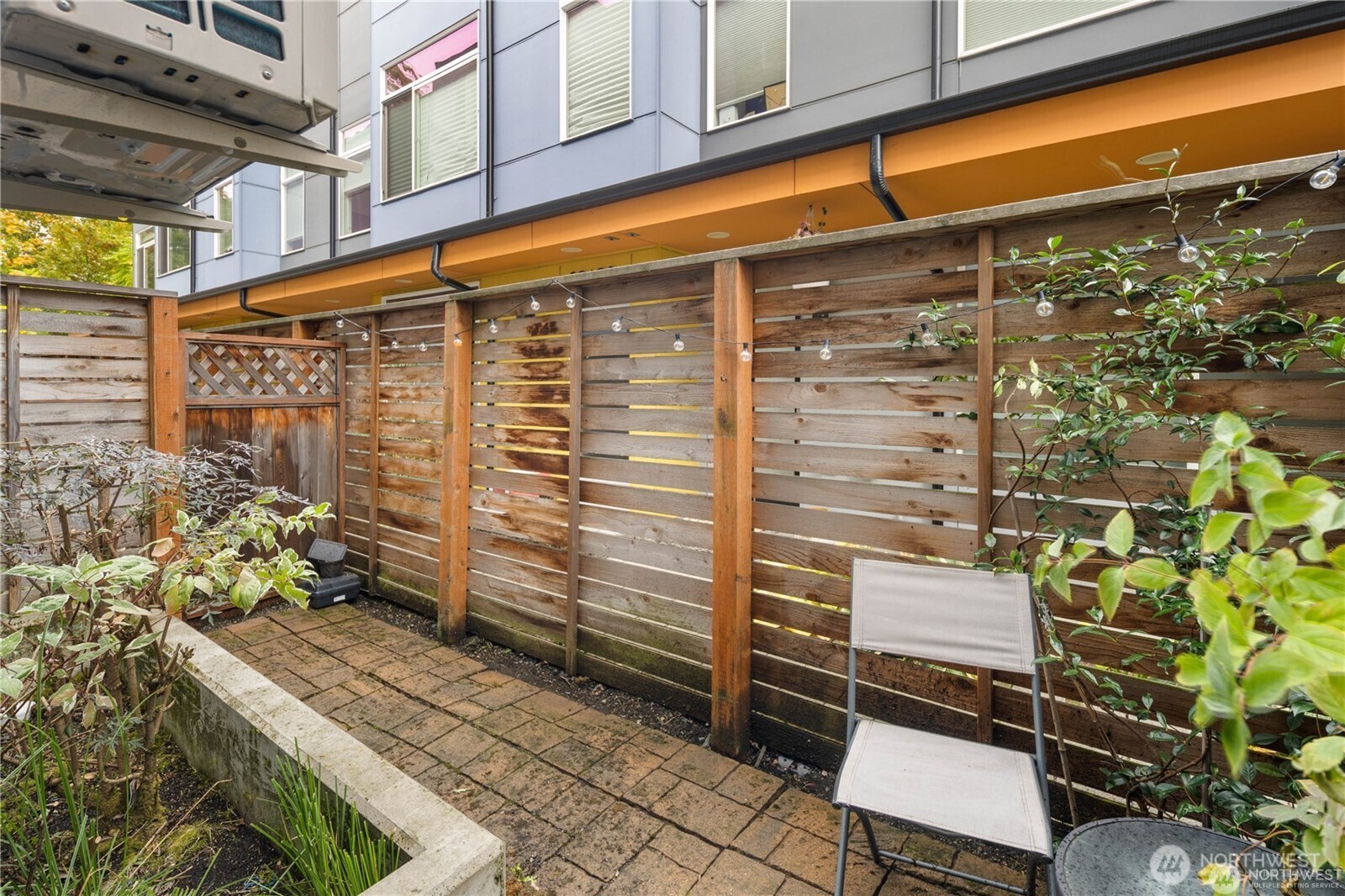 5936 S 36th Avenue #F, Seattle, WA 98118