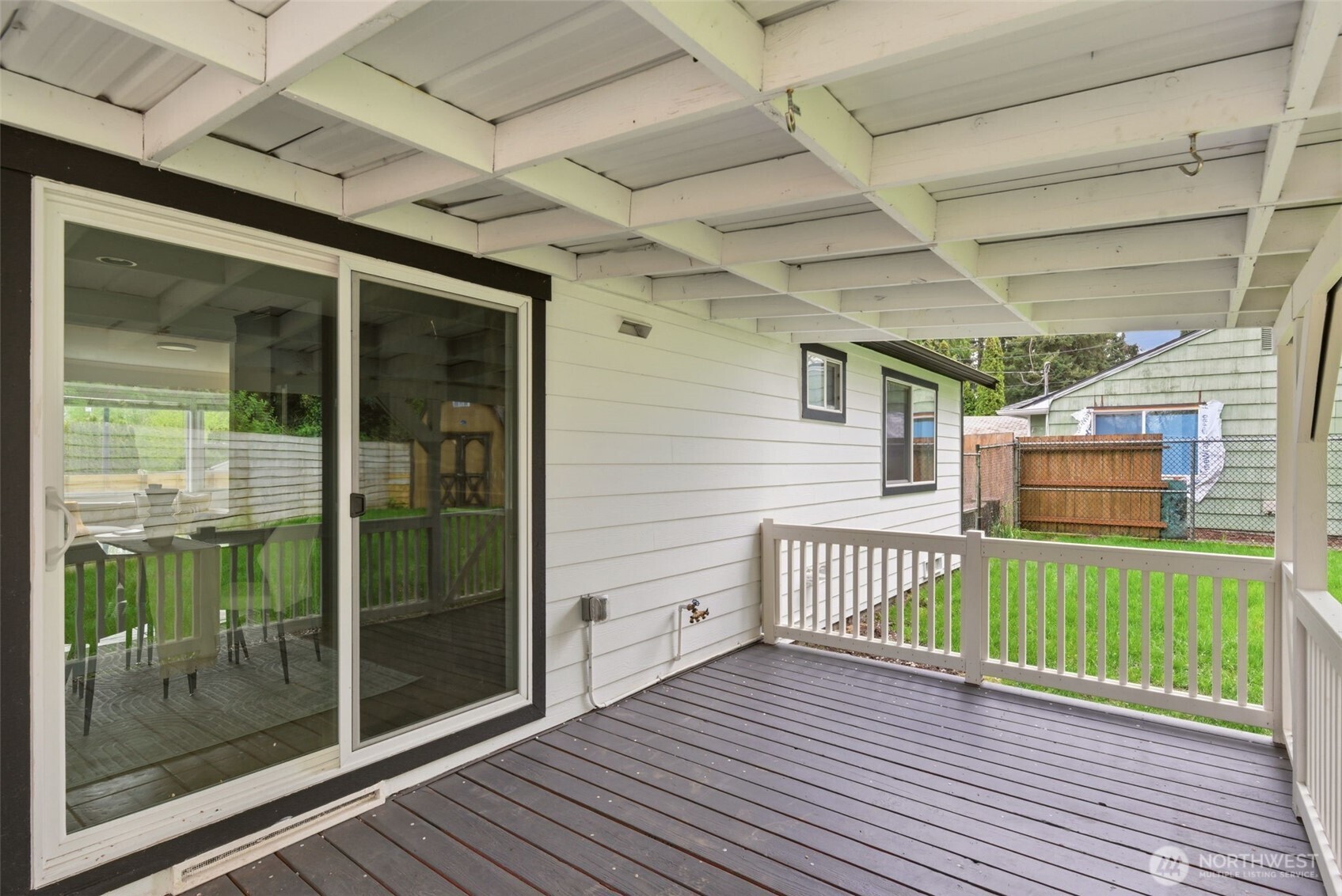 10404 Jovita Blvd E, Edgewood, WA 98372