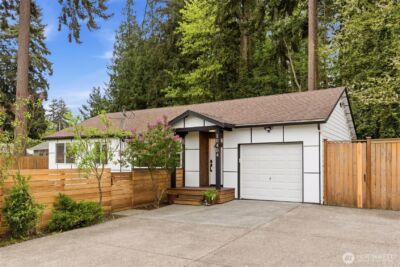 10404 Jovita Blvd E, Edgewood, WA 98372 - Photo 2