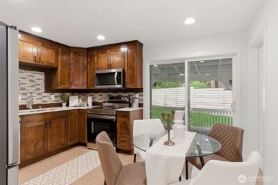 10404 Jovita Blvd E, Edgewood, WA 98372 - Photo 8