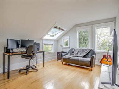 4026 Burke Avenue N, Seattle, WA 98103 - Photo 22