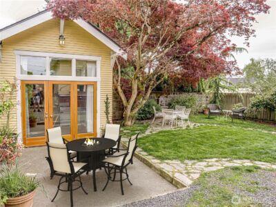 4026 Burke Avenue N, Seattle, WA 98103 - Photo 32