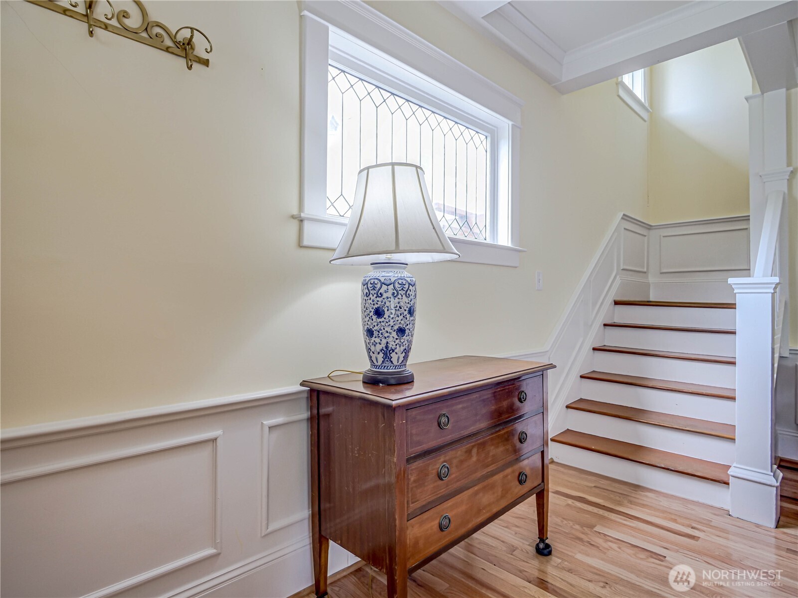 4026 Burke Avenue N, Seattle, WA 98103