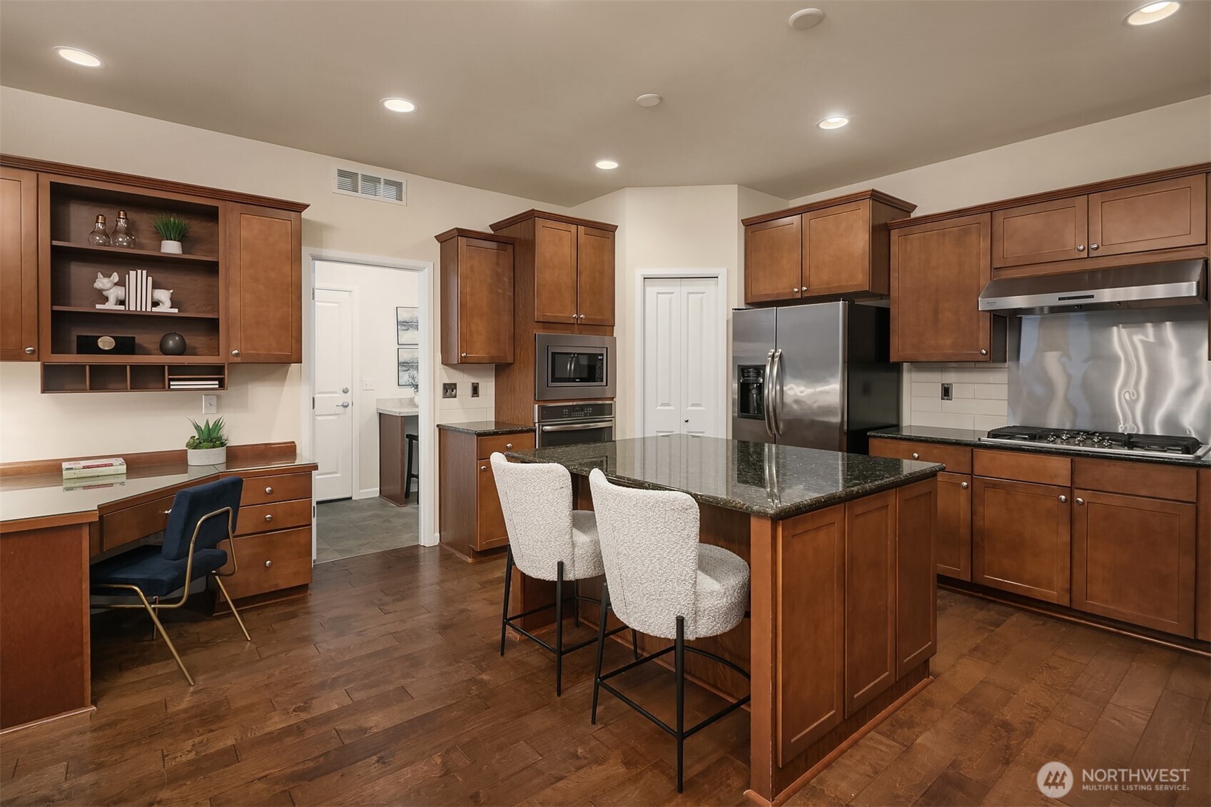 713 170th Place SW, Lynnwood, WA 98037