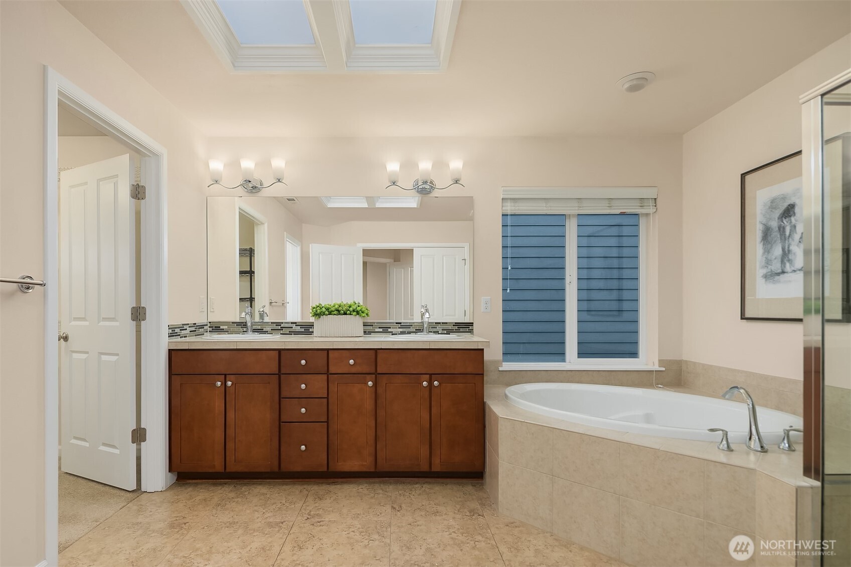713 170th Place SW, Lynnwood, WA 98037