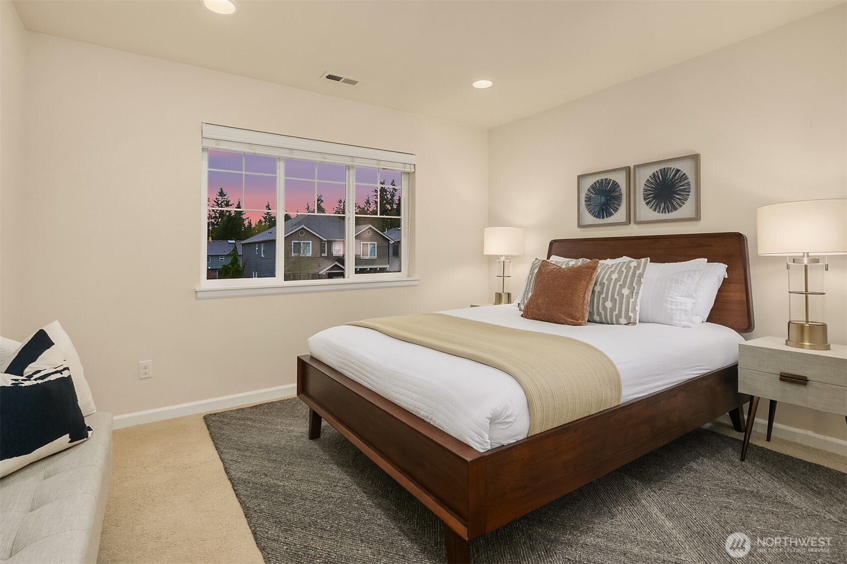713 170th Place SW, Lynnwood, WA 98037