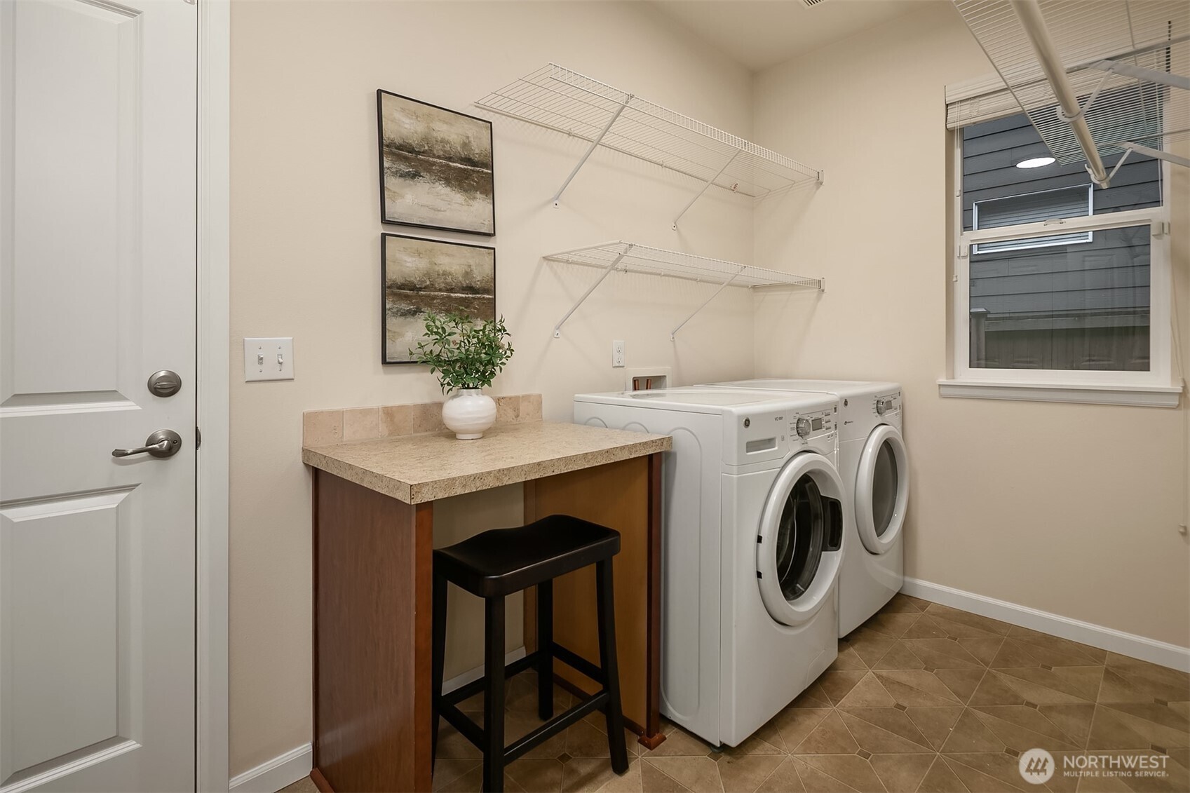 713 170th Place SW, Lynnwood, WA 98037