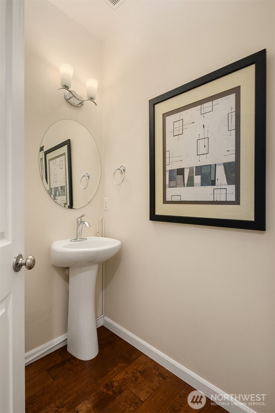 713 170th Place SW, Lynnwood, WA 98037