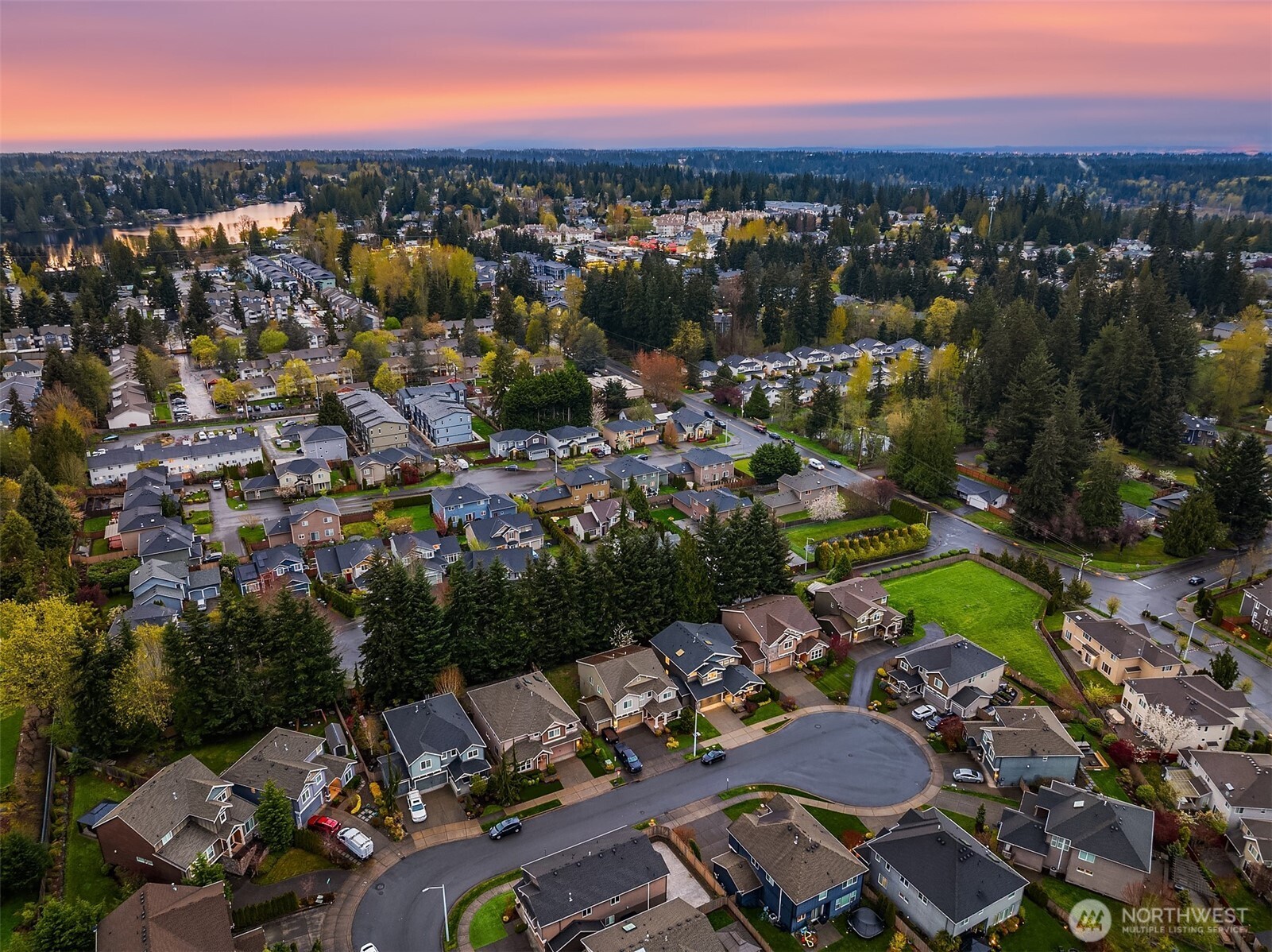 713 170th Place SW, Lynnwood, WA 98037