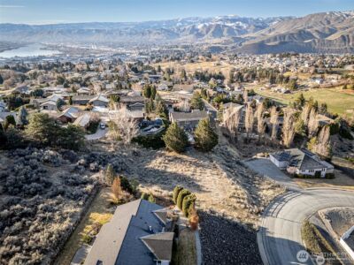 155 Stoneybrook Lane , Wenatchee, WA 98801-1111