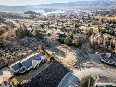 155 Stoneybrook Lane , Wenatchee, WA 98801-1111 - Photo 8