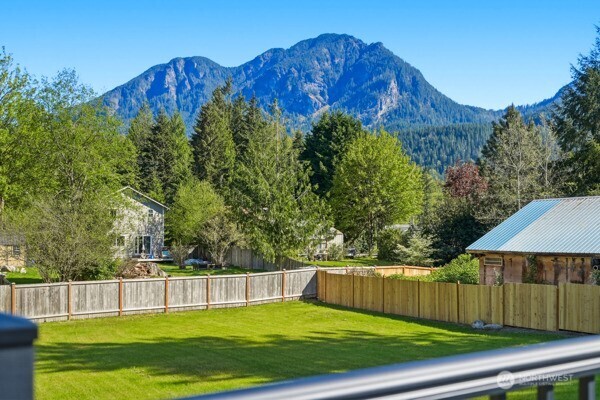 44421 Pine Road , Gold Bar, WA 98251