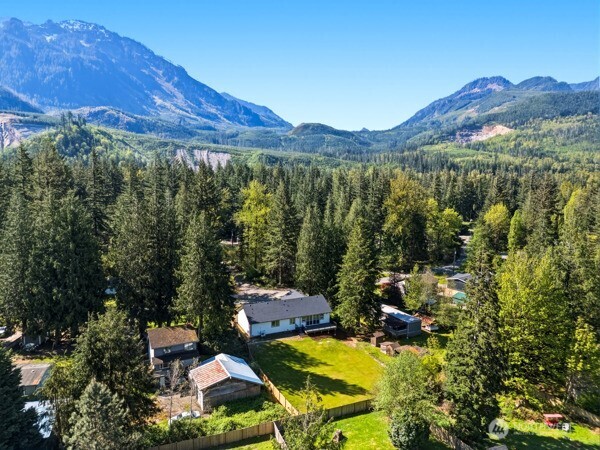 44421 Pine Road , Gold Bar, WA 98251