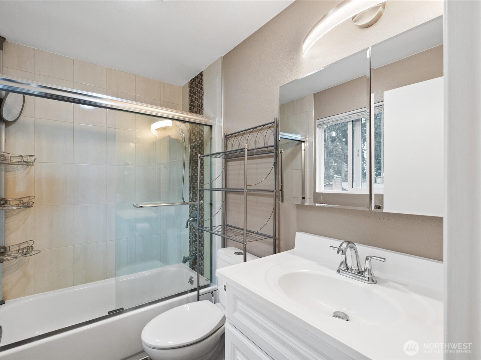 22427 82 Ave W , Edmonds, WA 98026