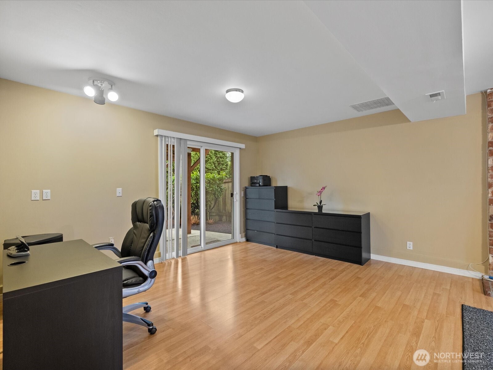 22427 82 Ave W , Edmonds, WA 98026