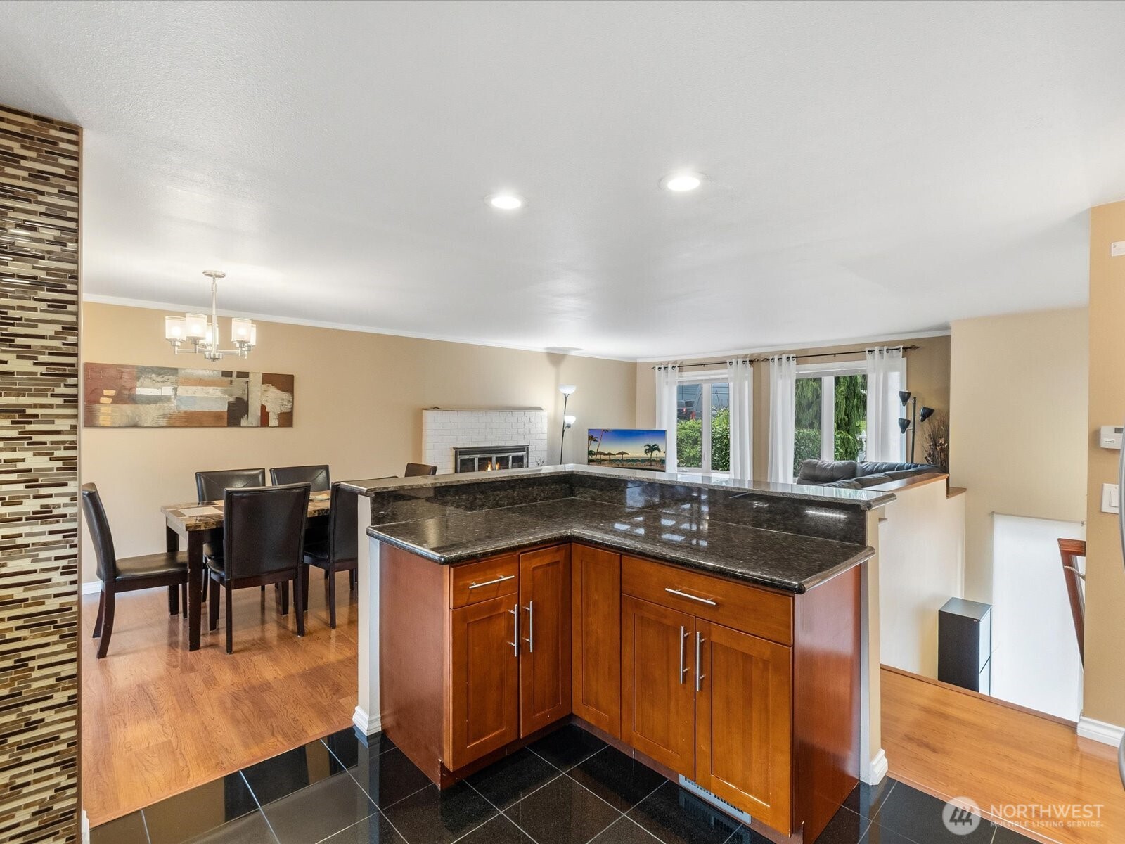 22427 82 Ave W , Edmonds, WA 98026