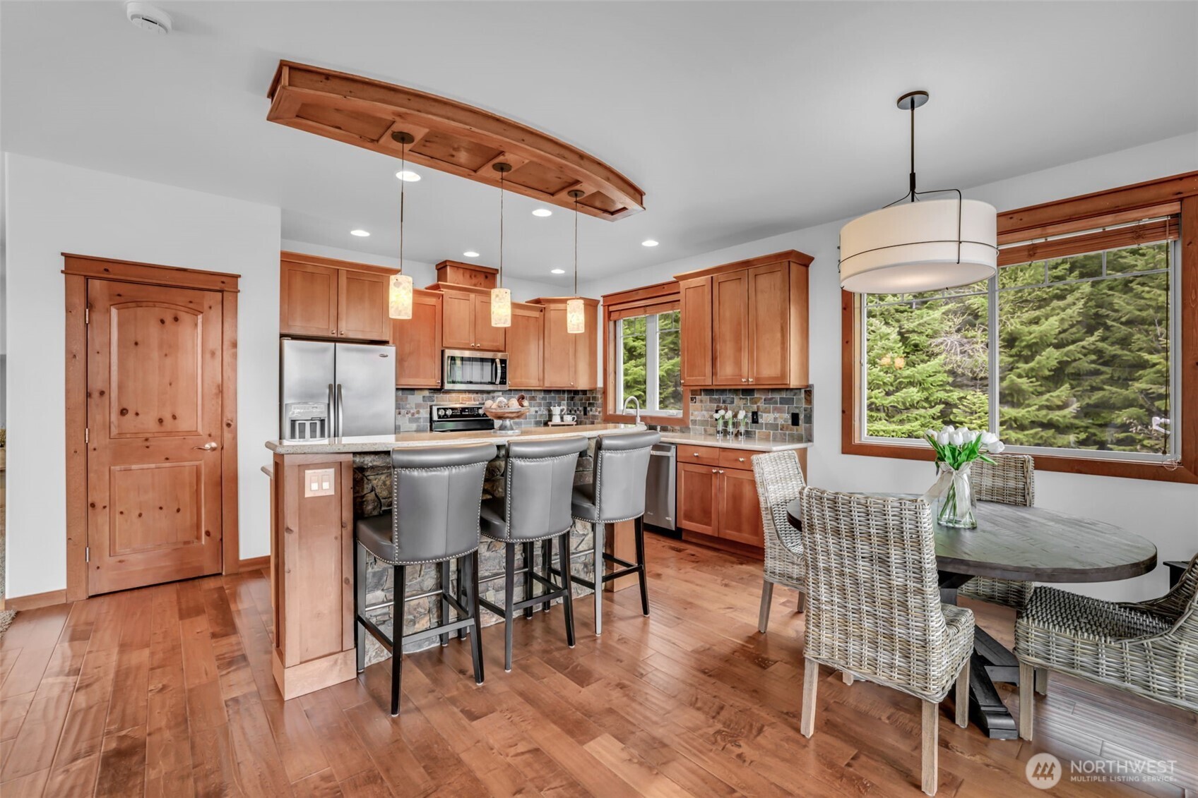 381 High Mark Drive , Cle Elum, WA 98922