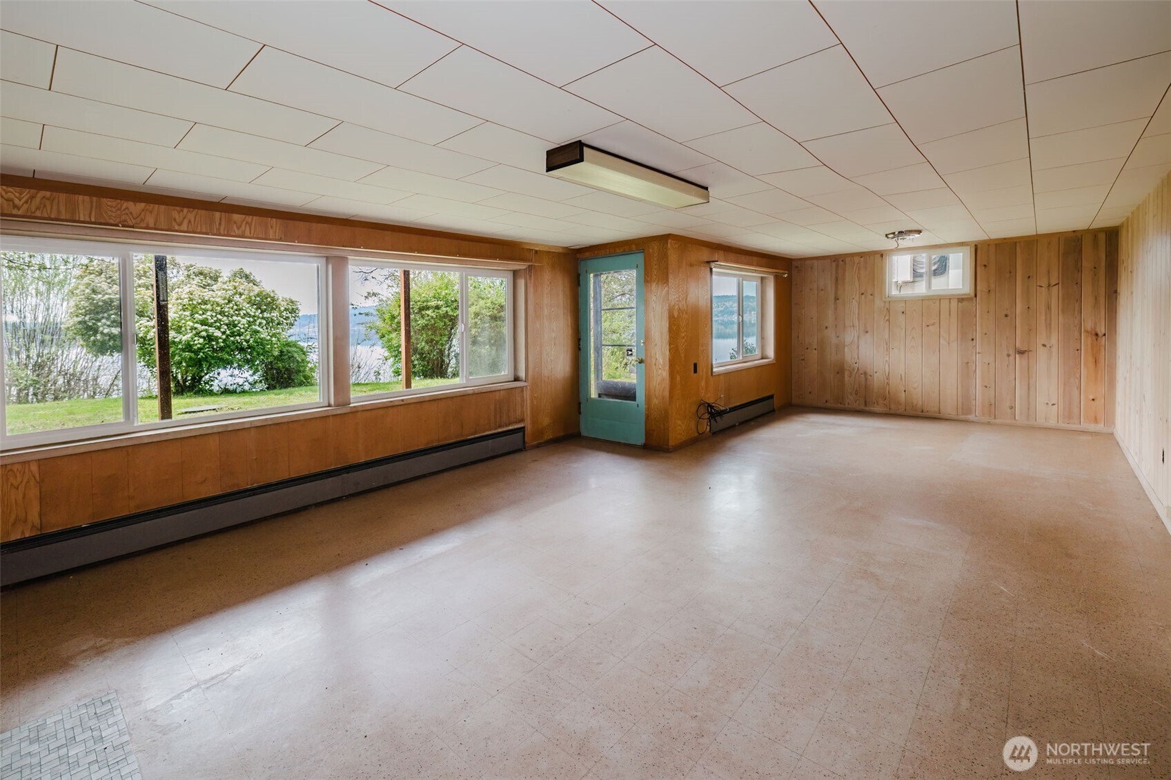 1145 NW Darling Road , Bremerton, WA 98311