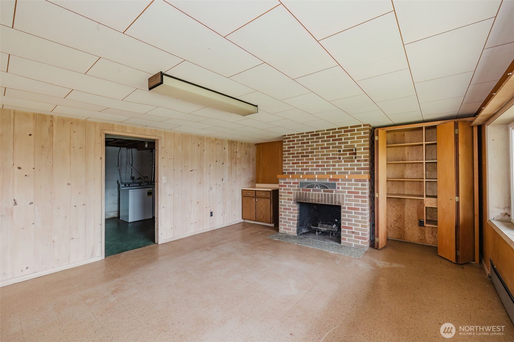 1145 NW Darling Road , Bremerton, WA 98311