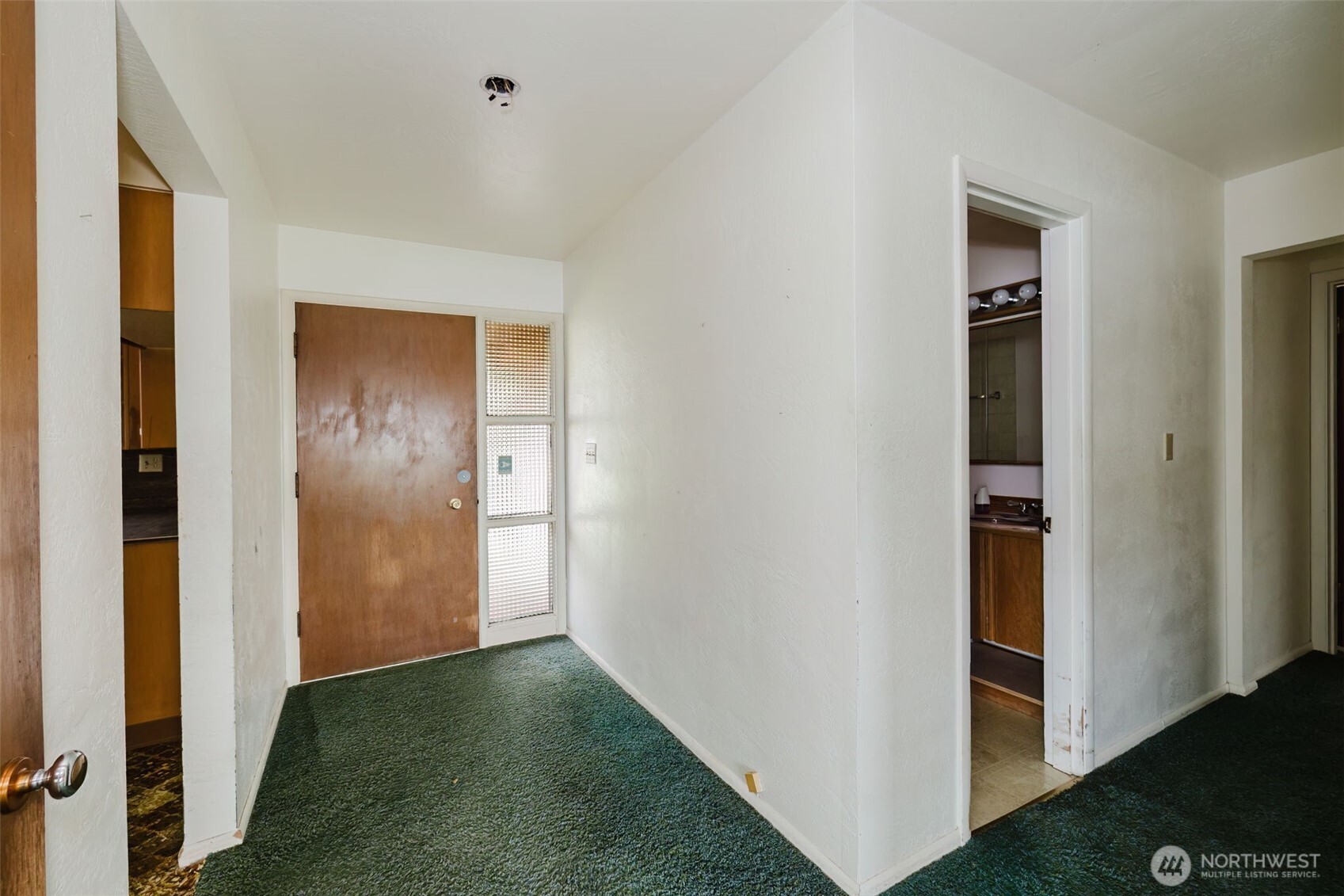 1145 NW Darling Road , Bremerton, WA 98311