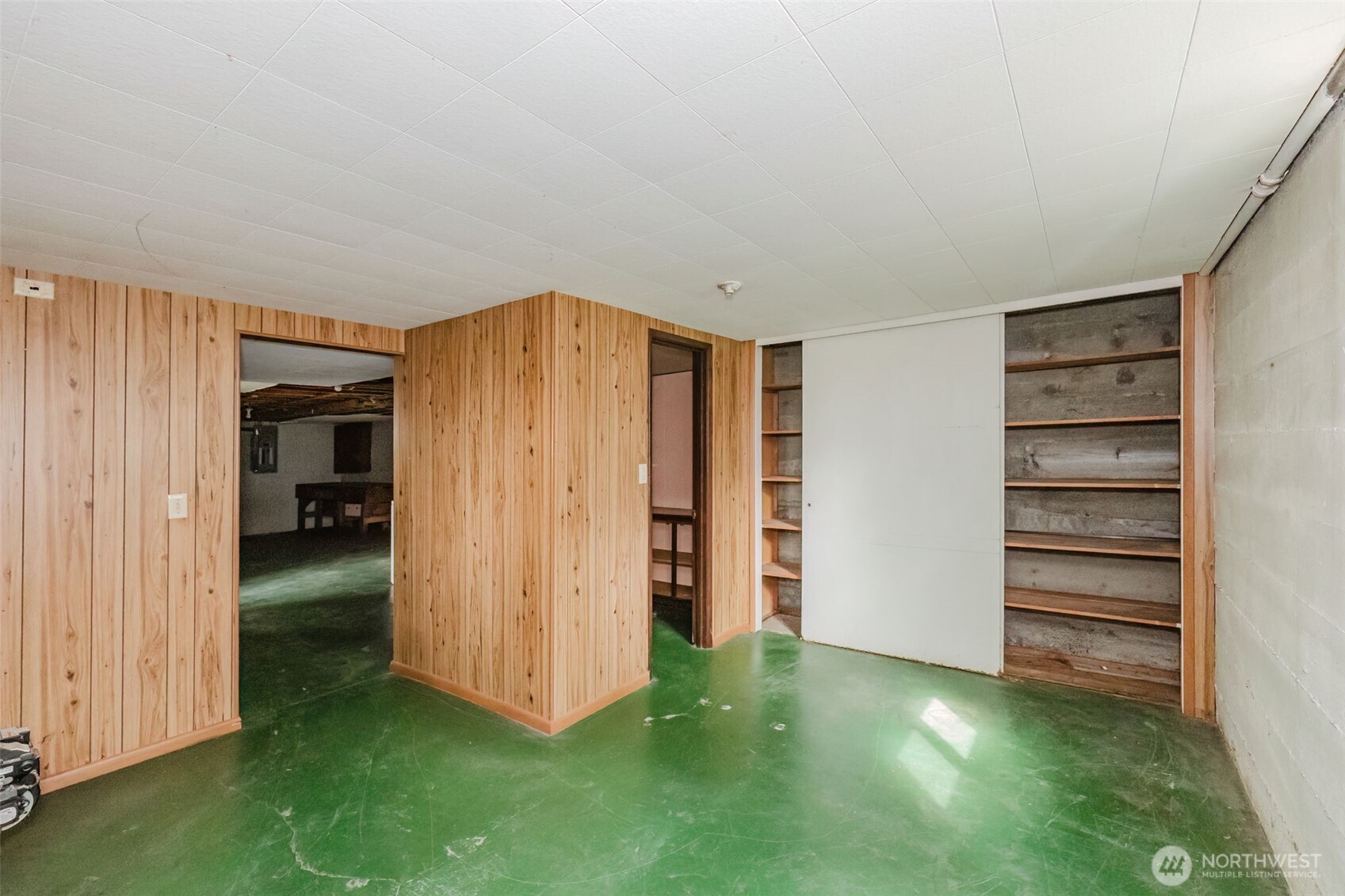 1145 NW Darling Road , Bremerton, WA 98311