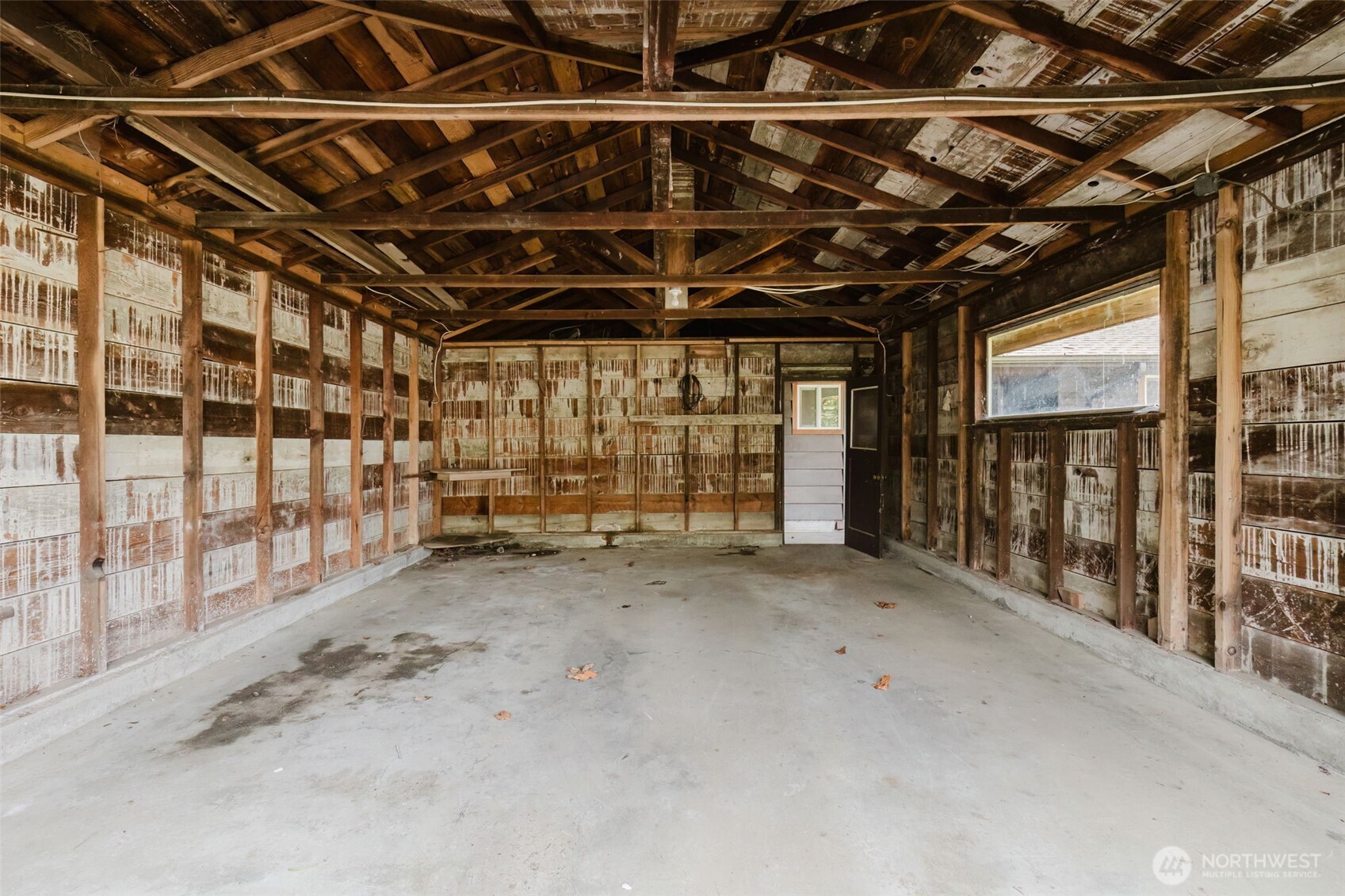 1145 NW Darling Road , Bremerton, WA 98311