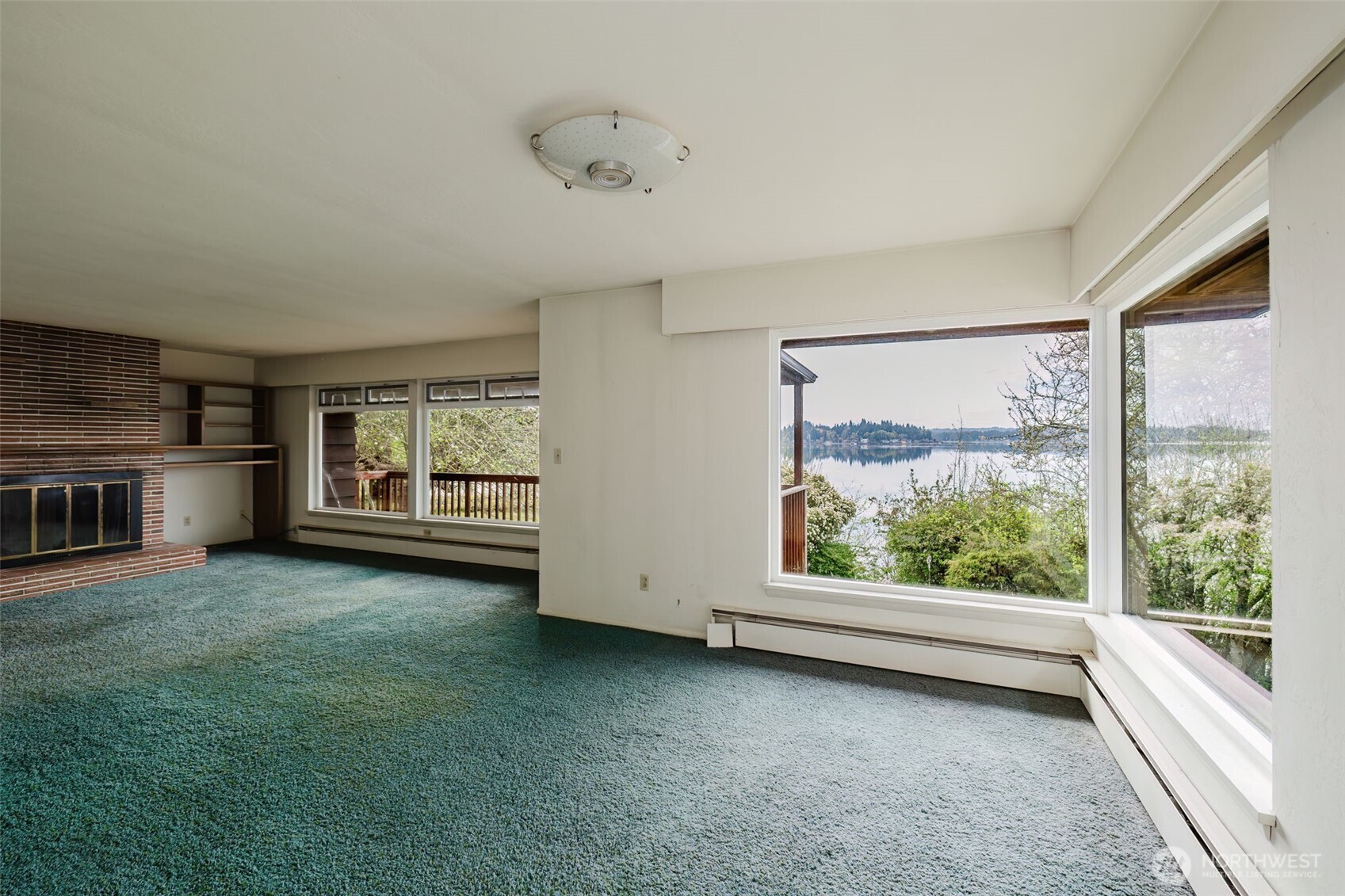 1145 NW Darling Road , Bremerton, WA 98311