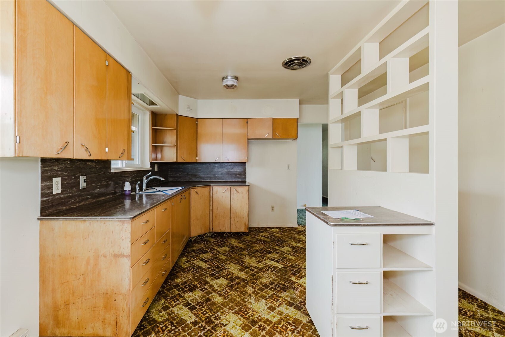 1145 NW Darling Road , Bremerton, WA 98311