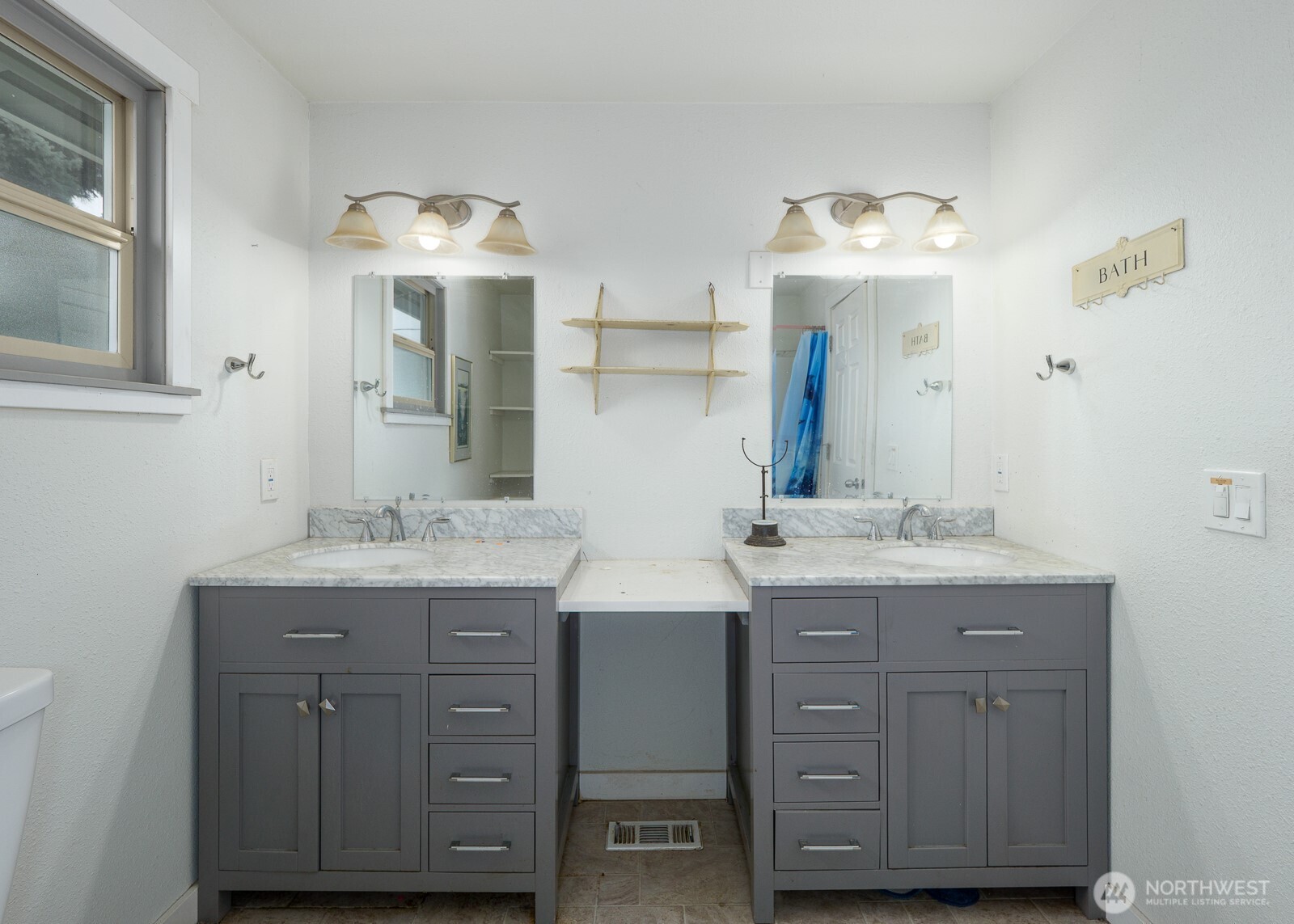 1111 W 15th Street , Port Angeles, WA 98363