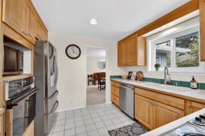 12627 SE 59th Street , Bellevue, WA 98006 - Photo 16