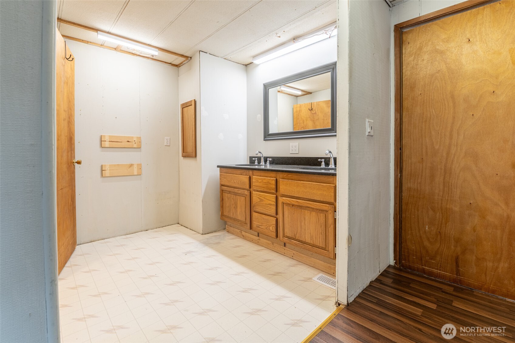 7108 53rd Street Ct E, Puyallup, WA 98371