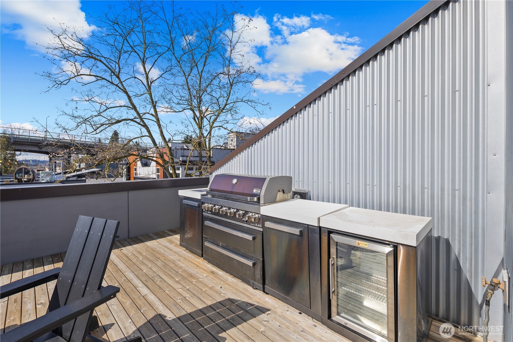 926 N 35th Street , Seattle, WA 98103