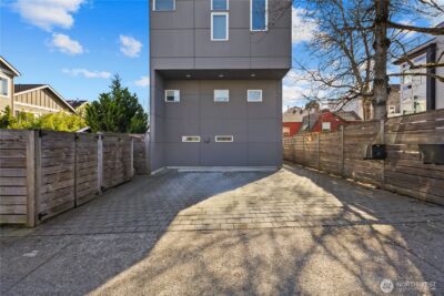926 N 35th Street , Seattle, WA 98103 - Photo 38