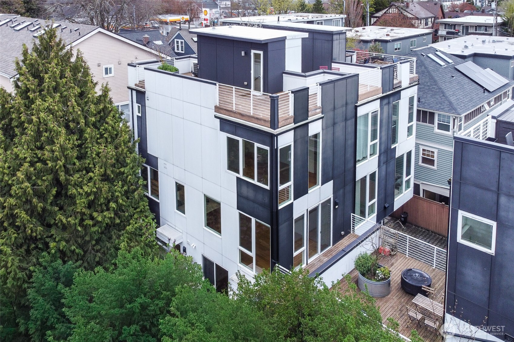 612 N 45th Street #C, Seattle, WA 98103