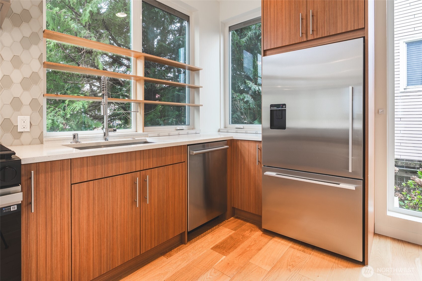 612 N 45th Street #C, Seattle, WA 98103