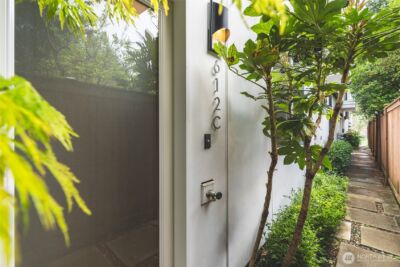612 N 45th Street #C, Seattle, WA 98103 - Photo 2