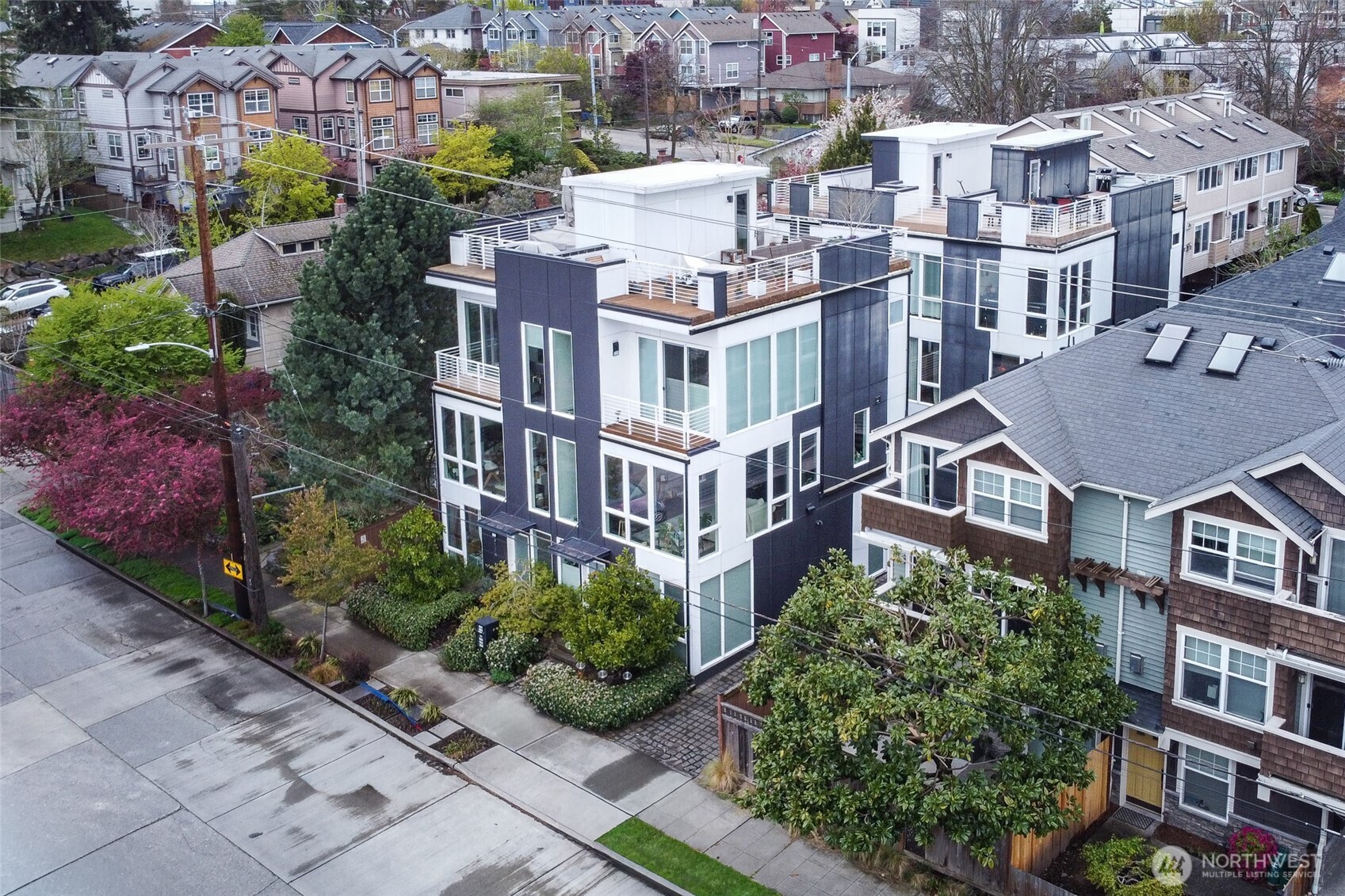 612 N 45th Street #C, Seattle, WA 98103