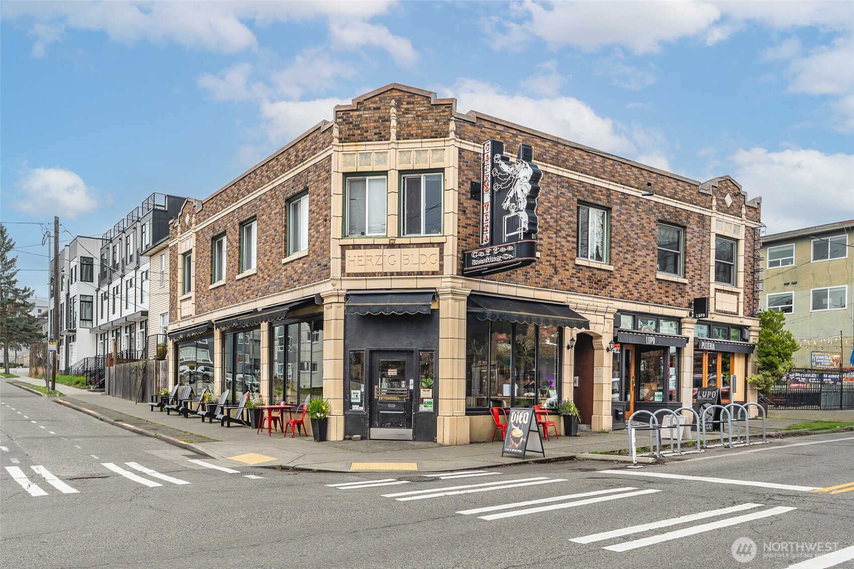 612 N 45th Street #C, Seattle, WA 98103